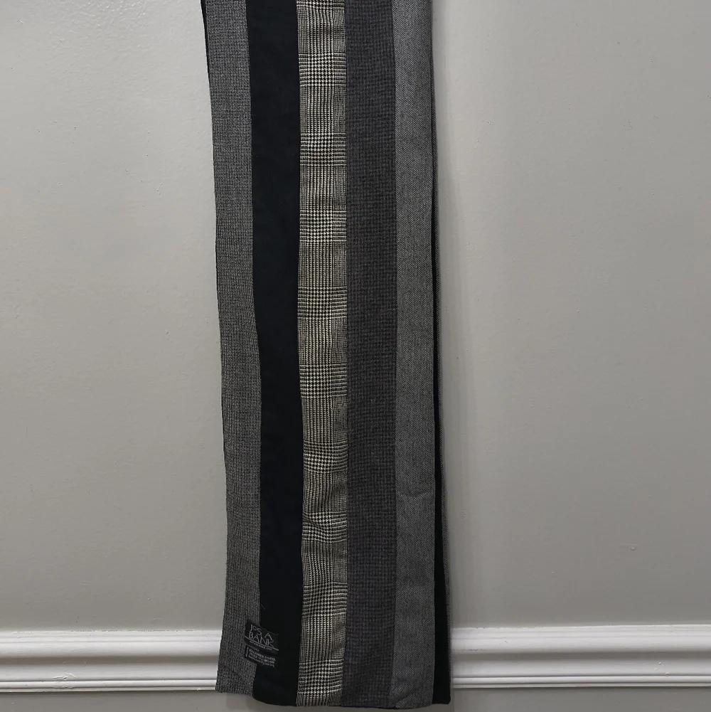 Jos. A.Bank Unisex Striped Scarf Cashmere Blend Winter Outdoor Minimalist Casual